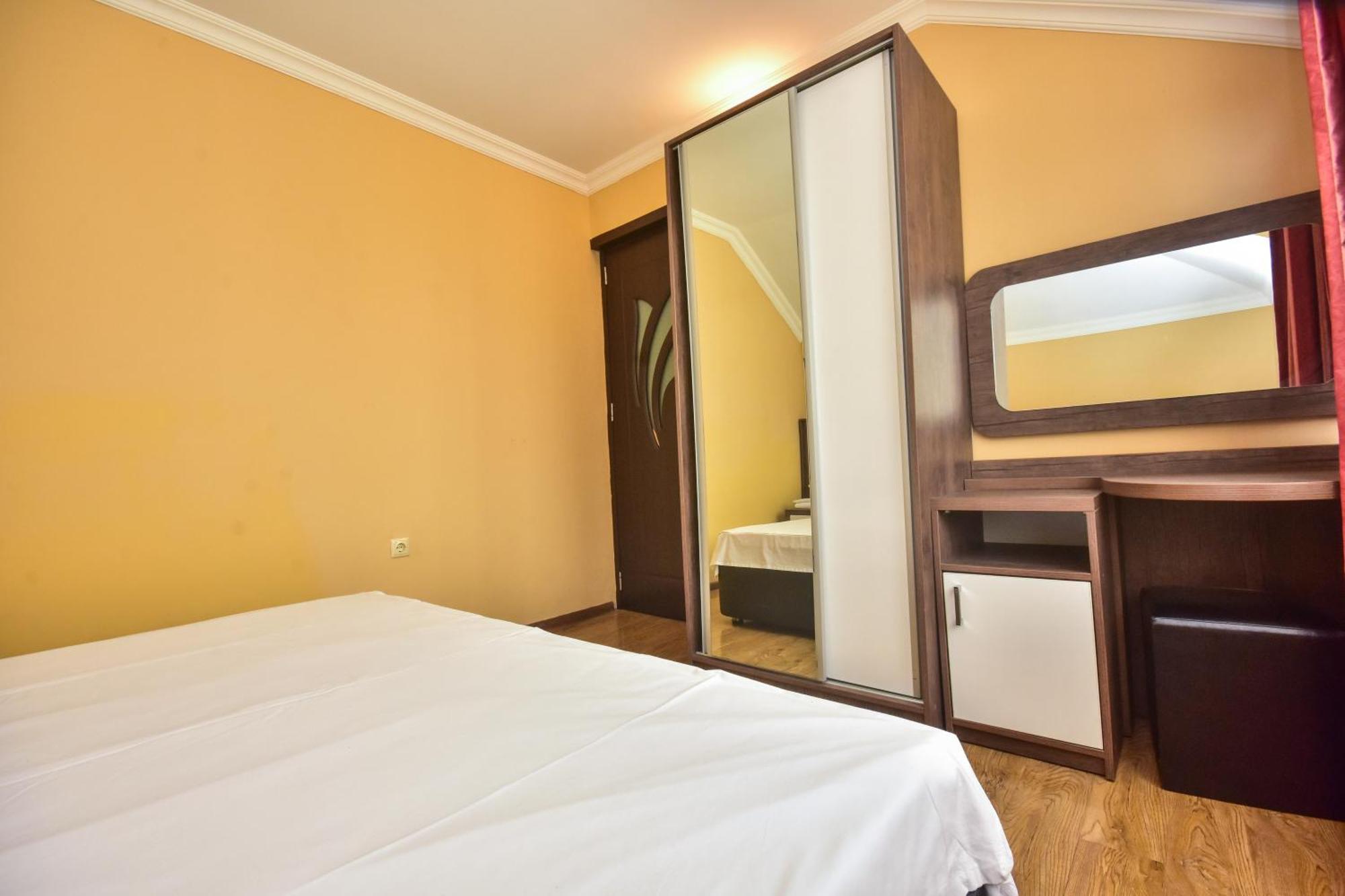 Family Apartments In באטומי מראה חיצוני תמונה